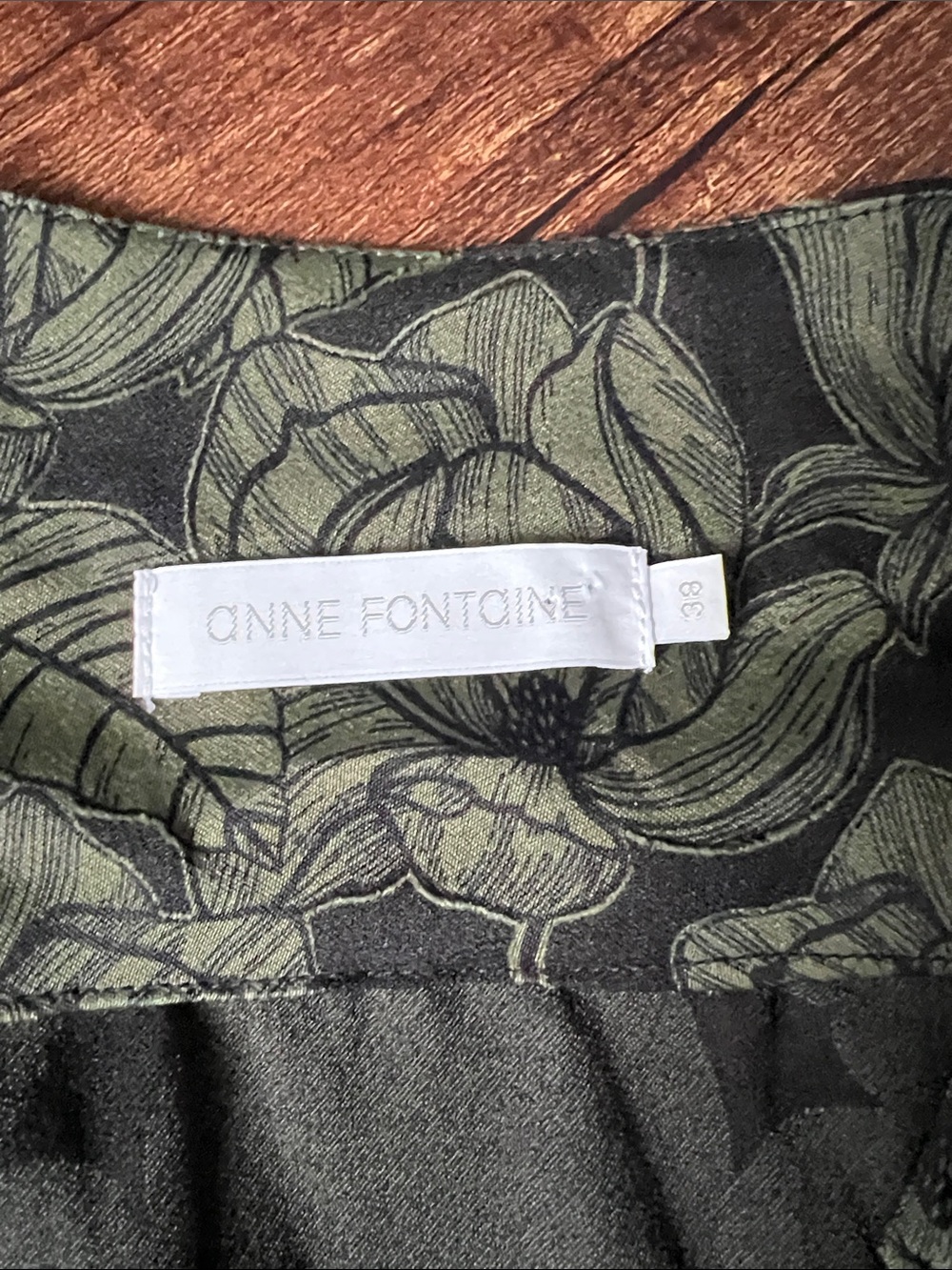 ANNE FONTAINE green and black floral leaf print 3/4 long sleeve top shirt blouse - Picture 2 of 11